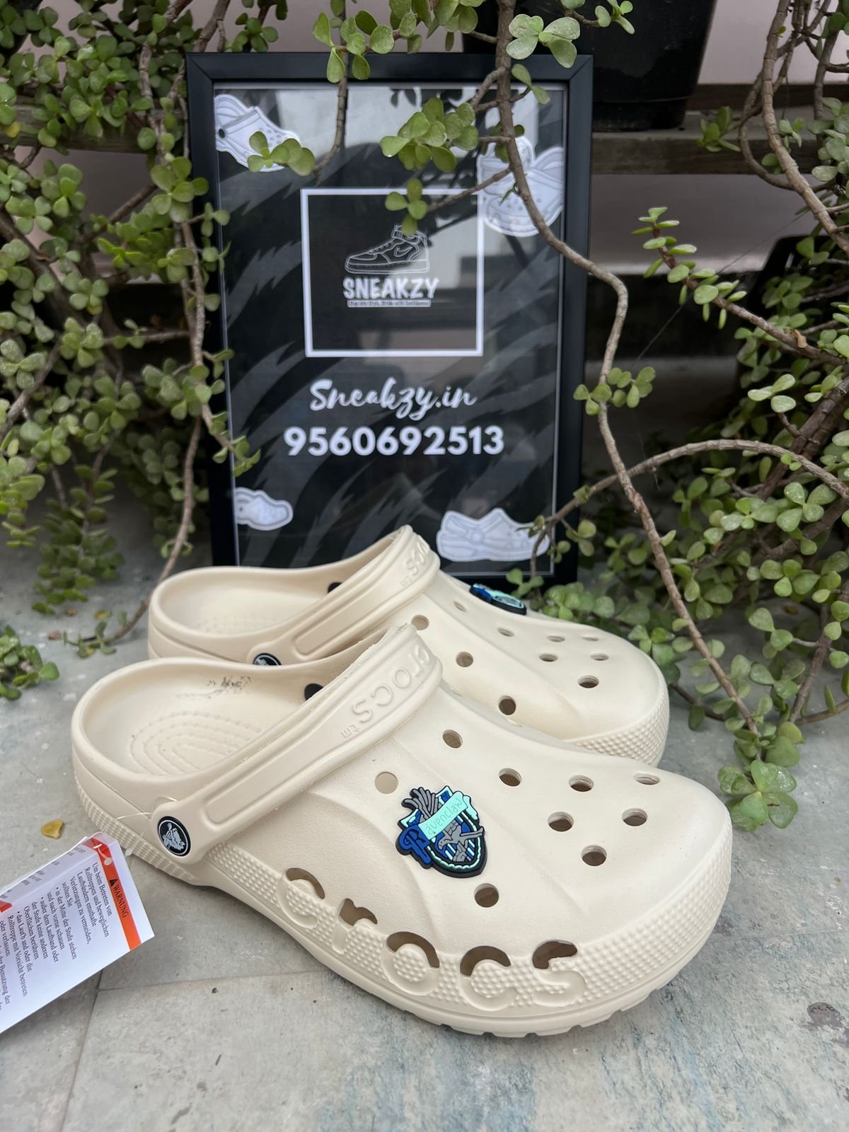 Crocs classic Baya clogs (Beige)