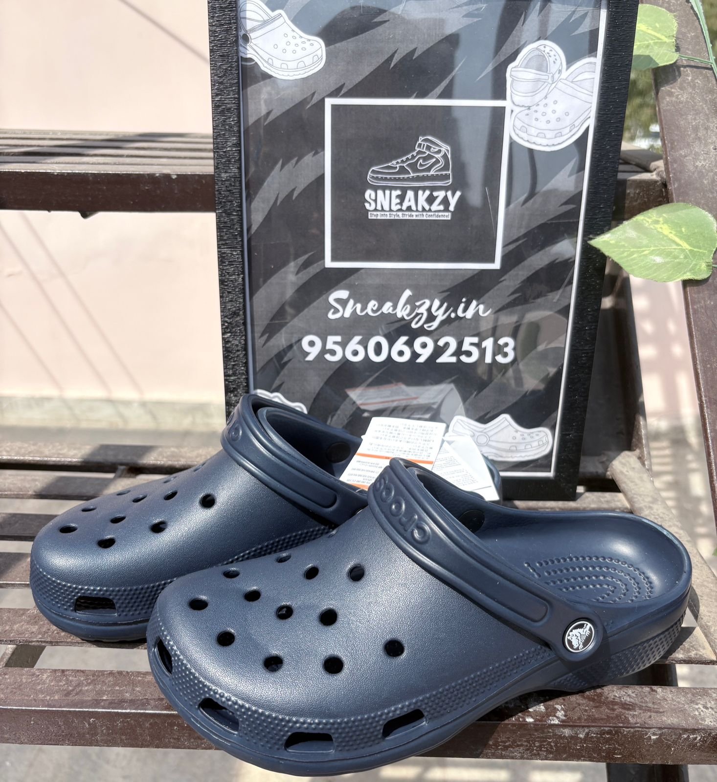 Crocs Classic Clogs (Navy Blue)
